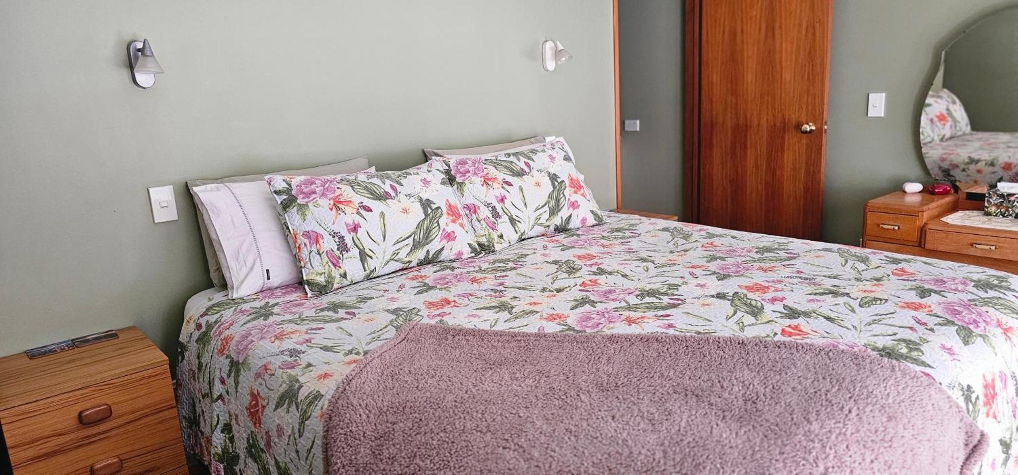 Fred&Donz Bed And Breakfast Taupo Kültér fotó