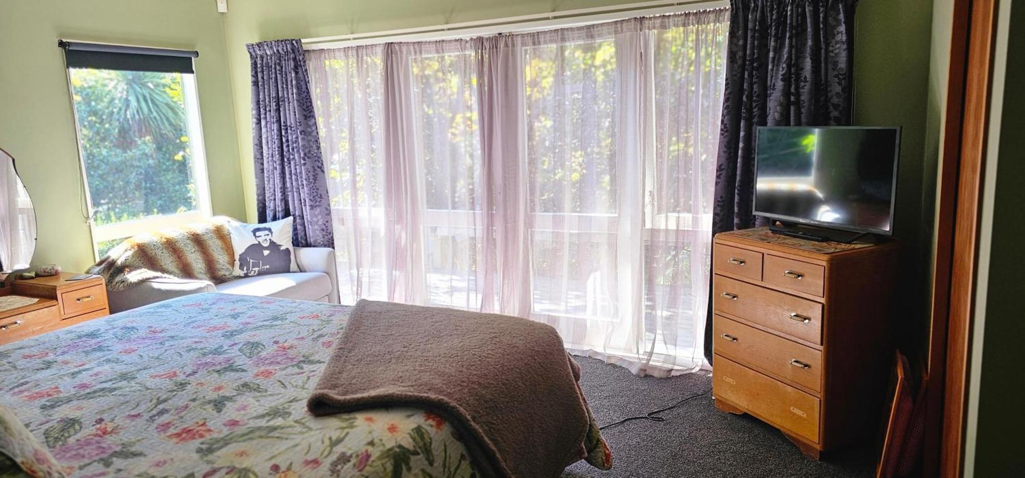 Fred&Donz Bed And Breakfast Taupo Kültér fotó